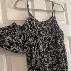 Black and white paisley top